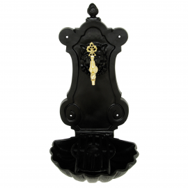 BlackLion Döküm Duvar Bahçe Çeşmesi – Aslan Kabartmalı, Antik Musluklu Siyah Model