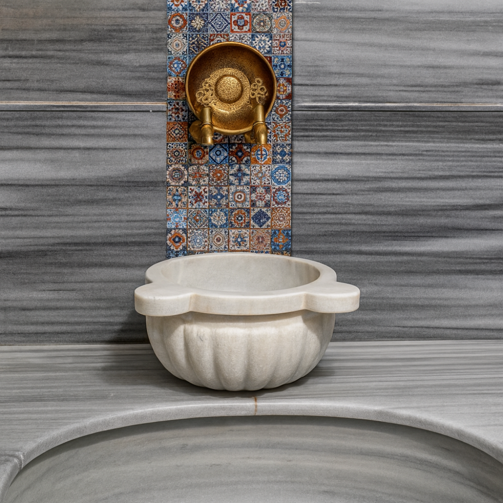 Bej Çiçek Form Mermer Hamam Kurnası – Otantik Tasarım (45x45x25 cm)