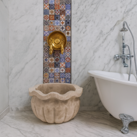 Traverten Dalgalı Çiçek Form Mermer Hamam Kurnası – Otantik Tasarım (45x45x25 cm)