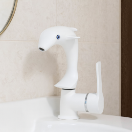 DolphinWhite Yunus Figürlü Mat Beyaz Lavabo Bataryası – 360° Döner Başlık, Su Tasarruflu