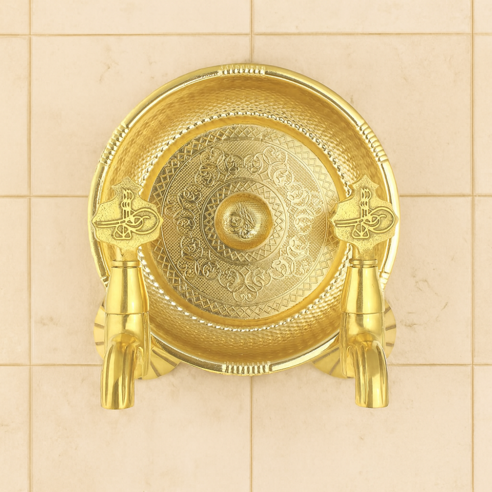 Altın Tuğra Desenli Hamam Tası ve Çift Osmanlı Musluk Seti – Pirinç Hamam Musluğu Takımı