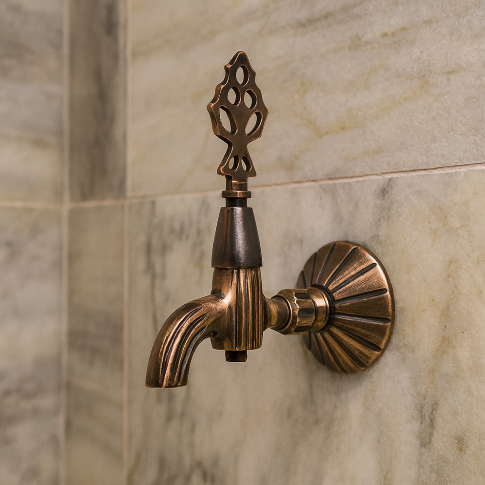 Bakır Eskitme Osmanlı Hamam Musluğu – Pirinç Duvar Tipi Bakır Eskitme Osmanlı Hamam Musluğu – Pirinç Duvar Tipi